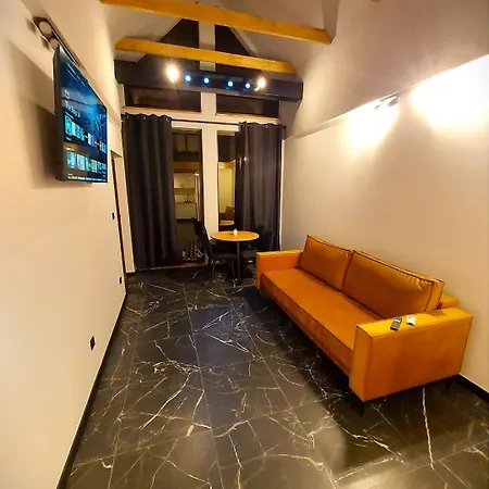 Z Prywatna Sauna Lub Antresola شقة ردا