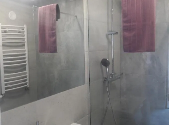 Z Prywatna Sauna Lub Antresola شقة ردا